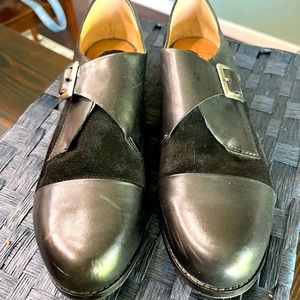Lucky Brand black leather/suede combo loafers with buckle. Size 41